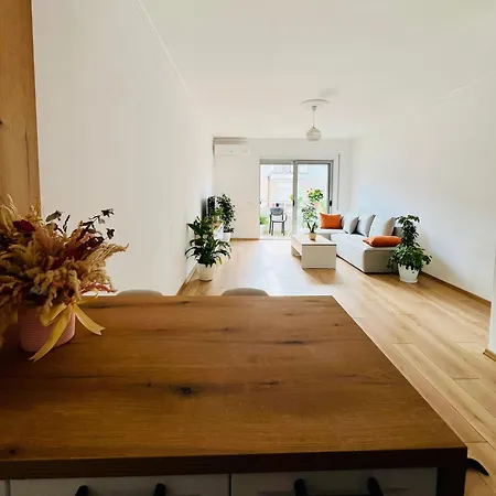 Plant House Τίρανα